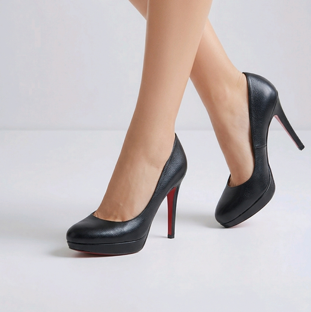 Paris Hilton Platform Pumps